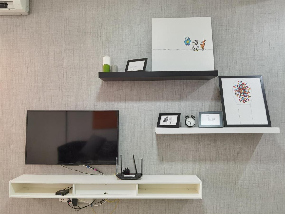 2 bedroom apartment - MyCrib Neocyber Cyberjaya Exteriör bild