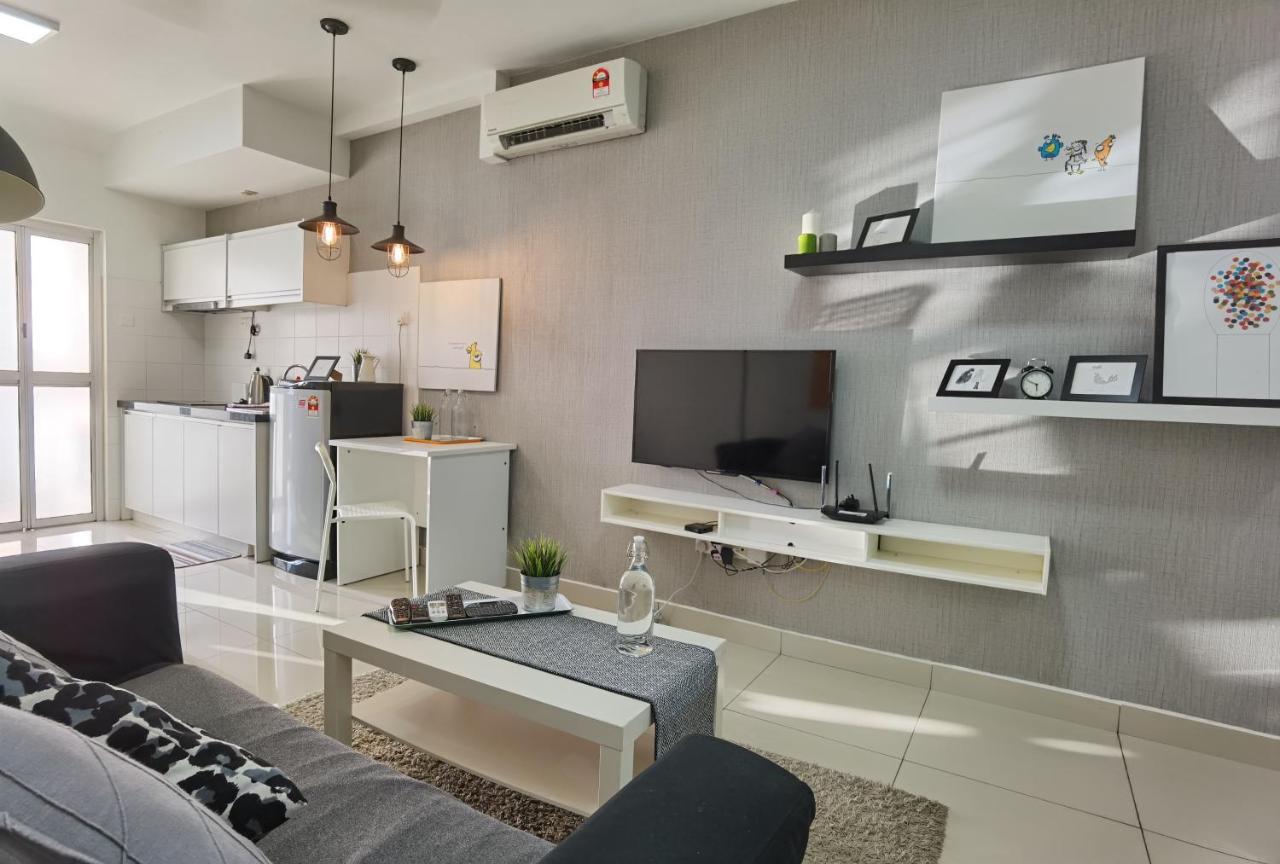 2 bedroom apartment - MyCrib Neocyber Cyberjaya Exteriör bild